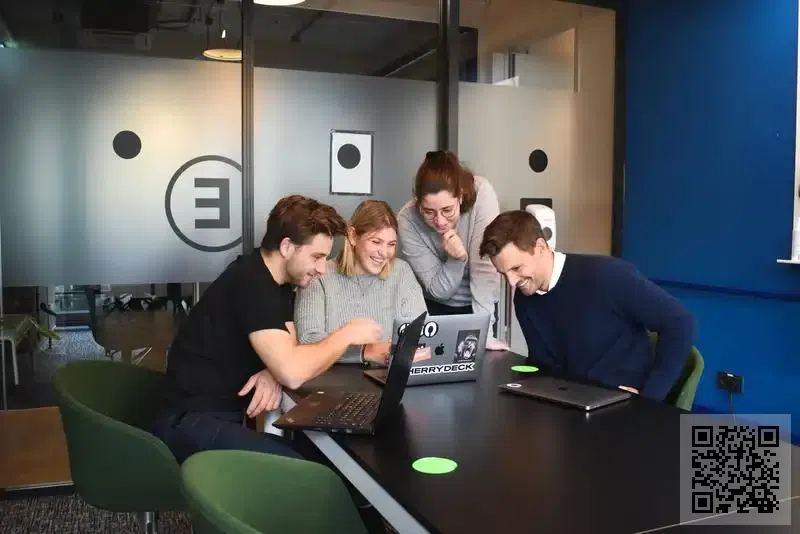 華人科技(香港)有限公司