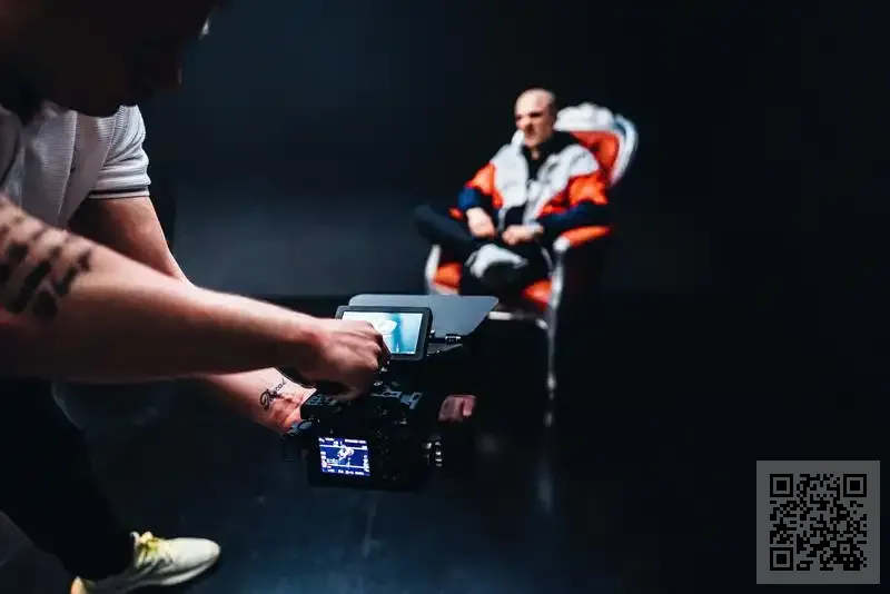 兩岸衛視集團有限公司