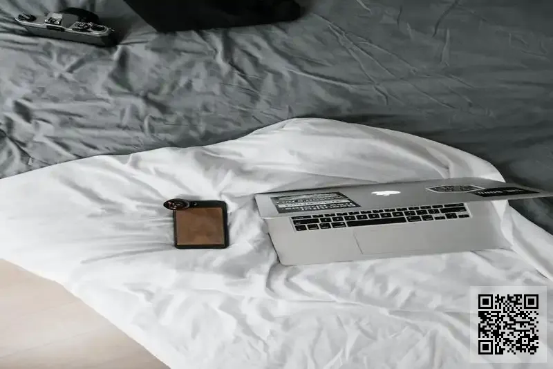 奕翔(香港)實業有限公司