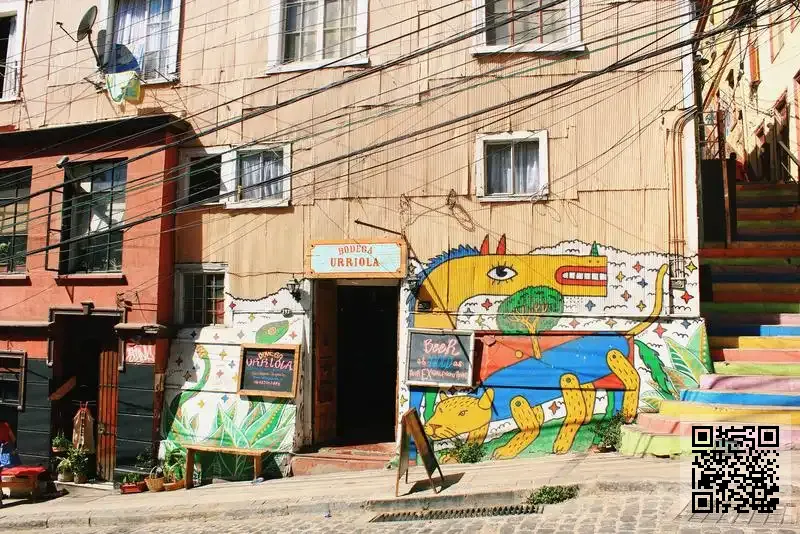 半島彩虹控股有限公司