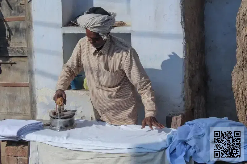 亮劍(香港)投資有限公司