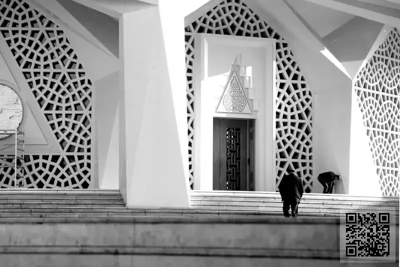 麗莎米多皮具(香港)有限公司