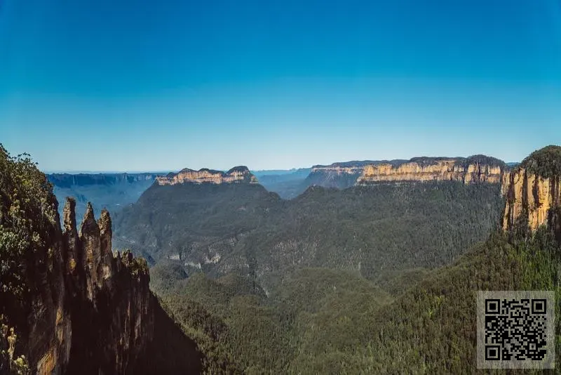 HIRA LIFESTYLE HOLDINGS LIMITED