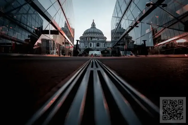 FASHION SHOES THAT FIT LIMITED