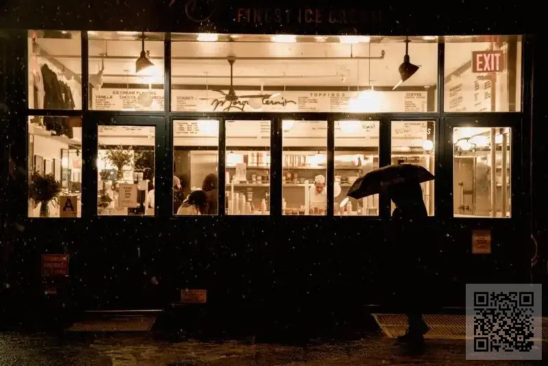 中國香港厚慕集團有限公司