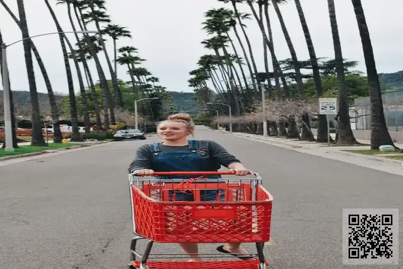 翊皖船舶設備(香港)有限公司