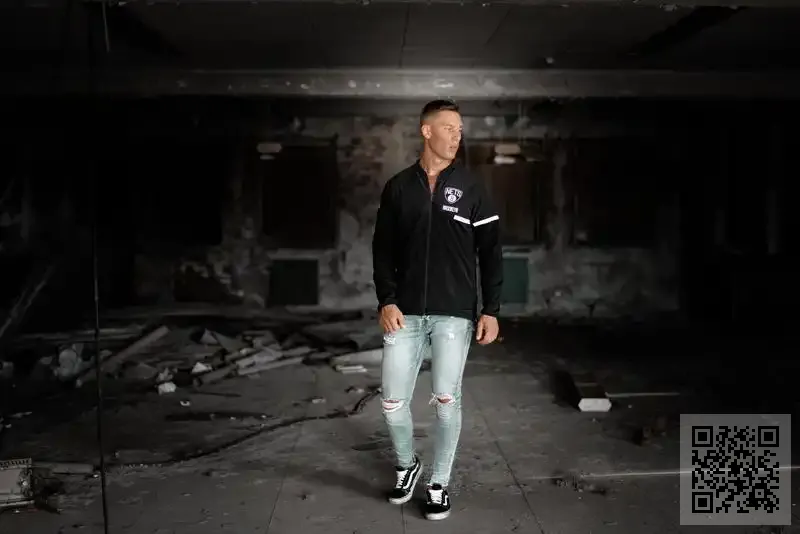 水域產業投資(香港)有限公司