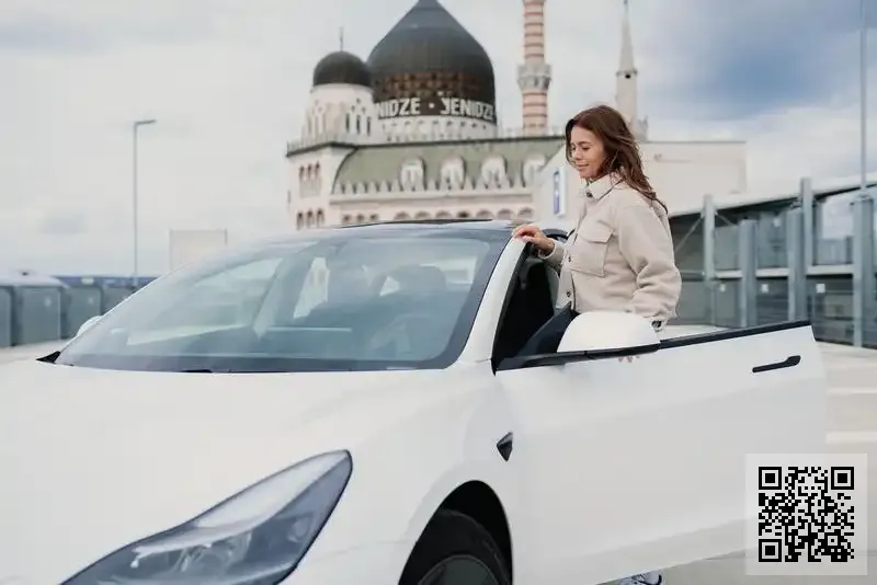 鴻泰金(香港)貿易有限公司