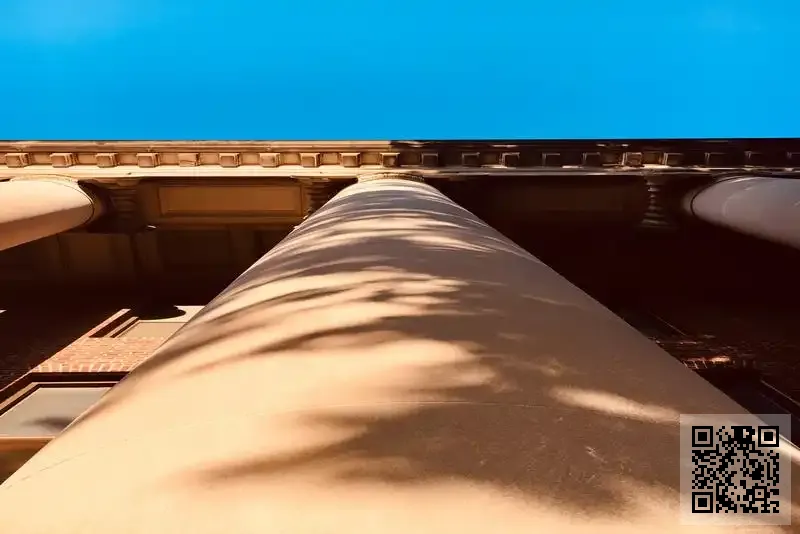 拱心石有限公司